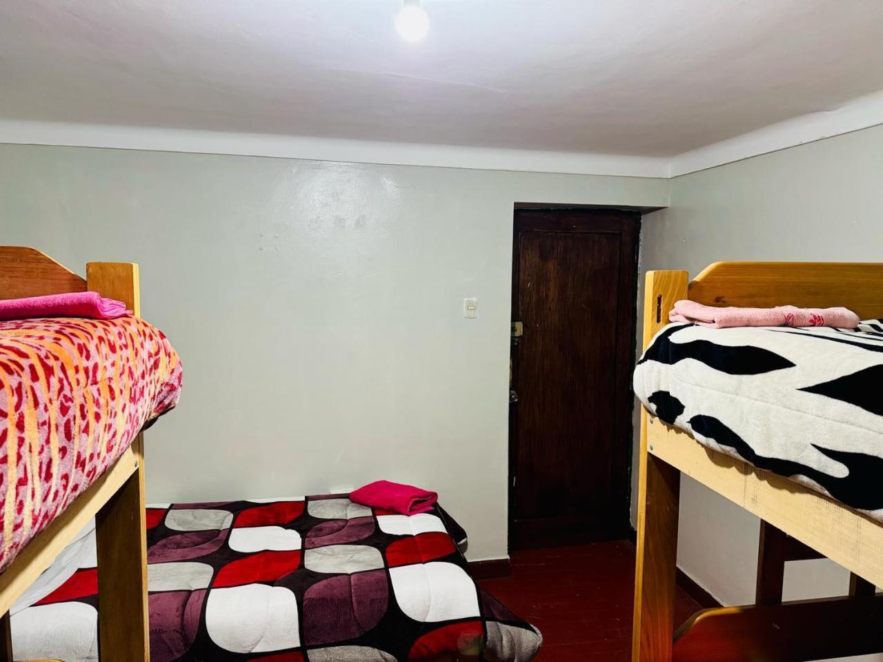 Ukumari Hostel Cusco Bagian luar foto